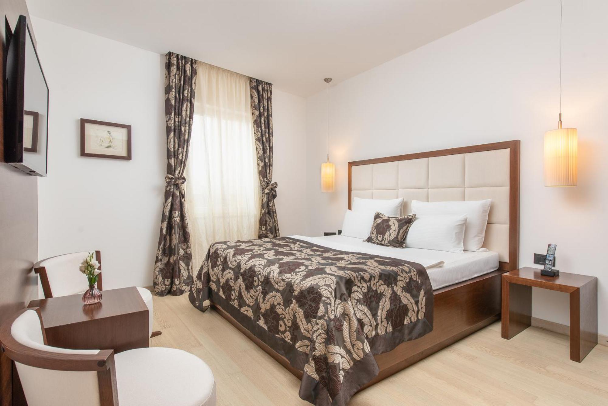Hotel Marmont Heritage (adults Only) 4*
